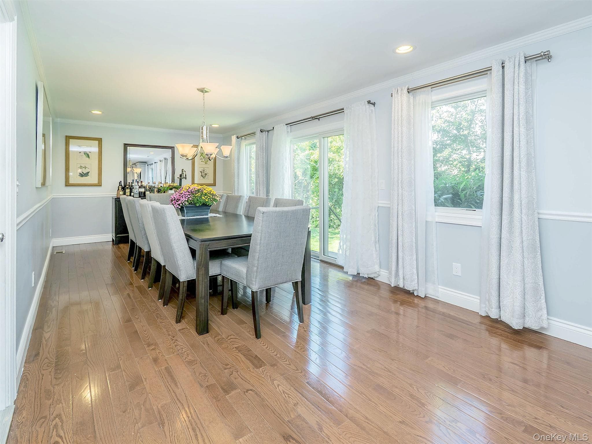 752 Kensington Court thumbnail 11