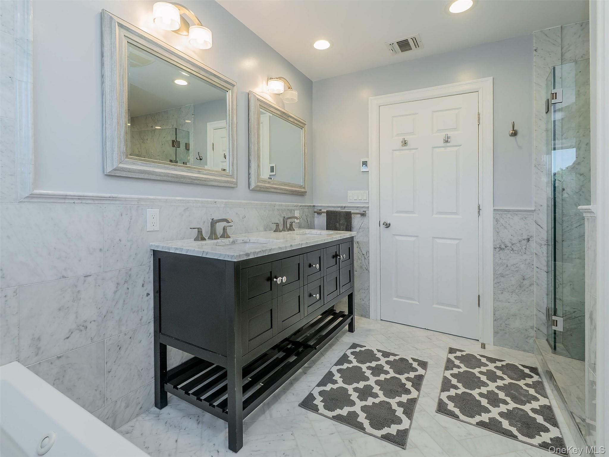 752 Kensington Court thumbnail 26