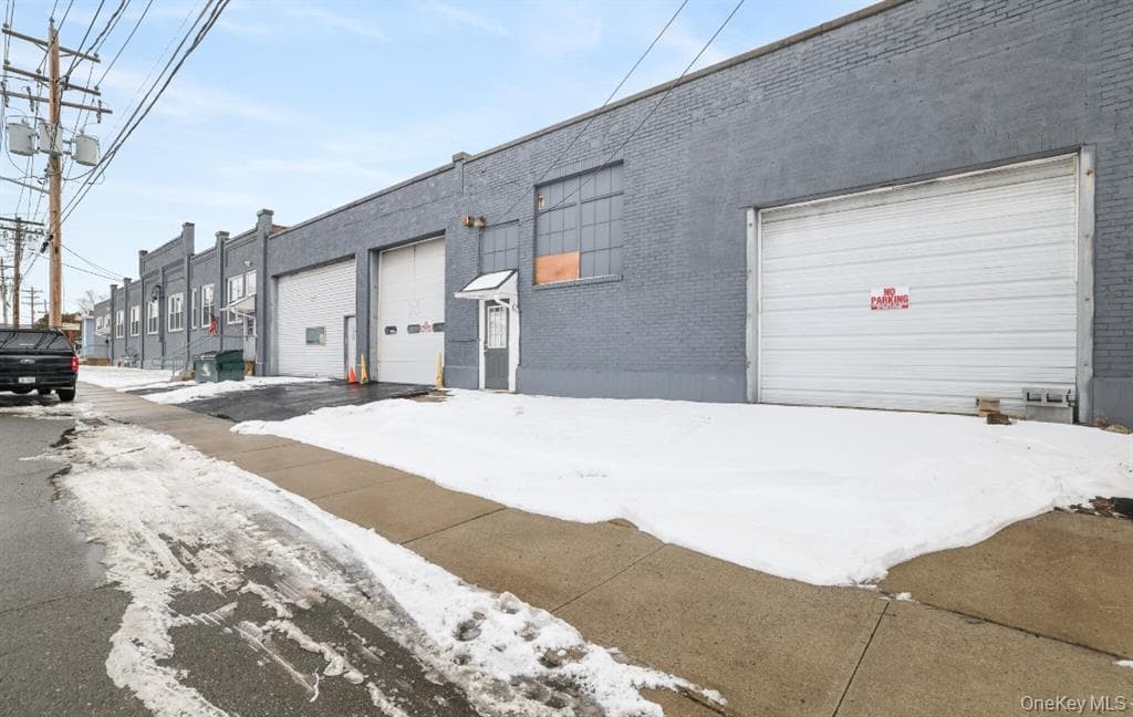 105 Sprague Avenue thumbnail 9
