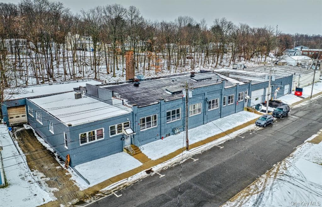 105 Sprague Avenue, Middletown