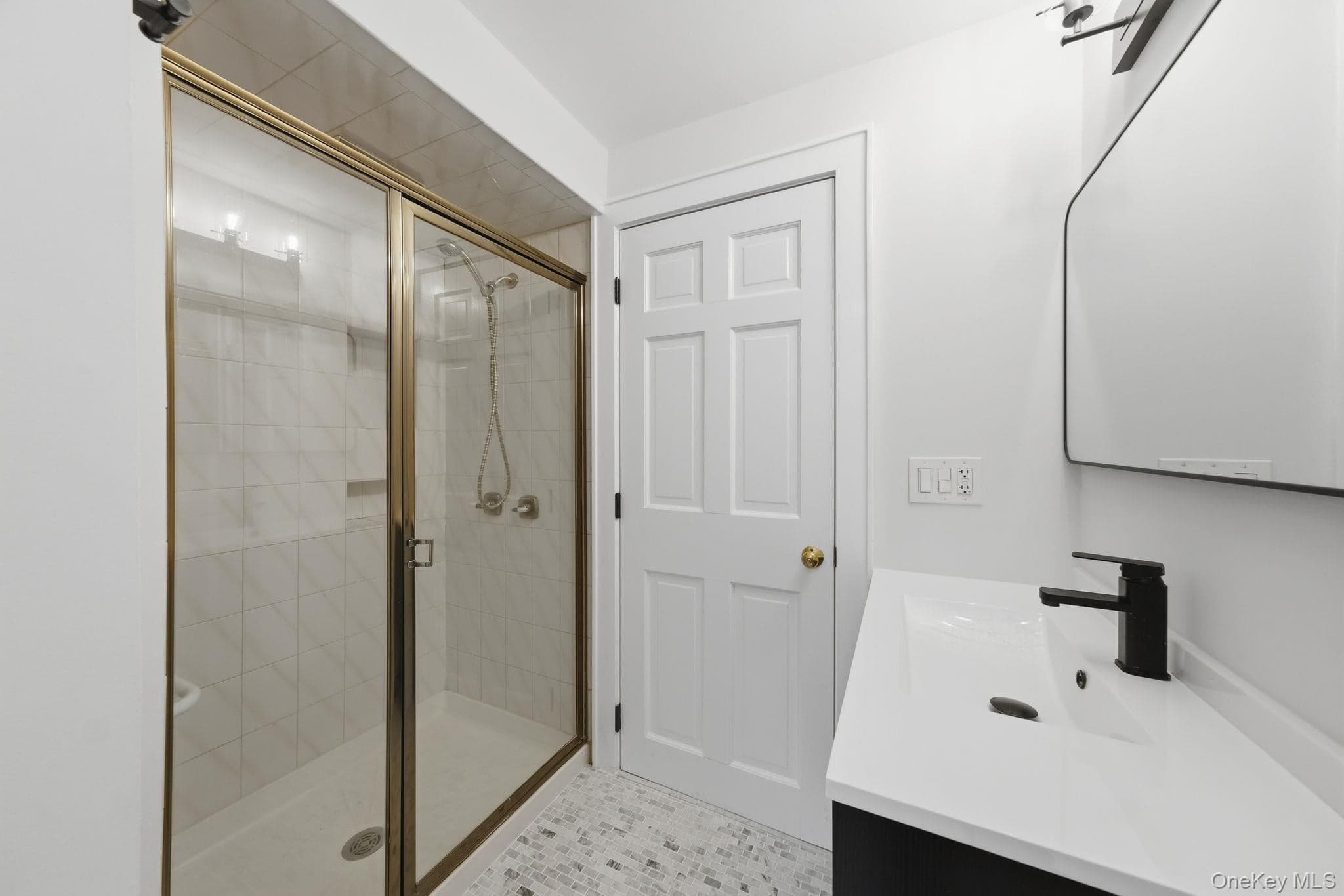 60A Union Avenue thumbnail 18