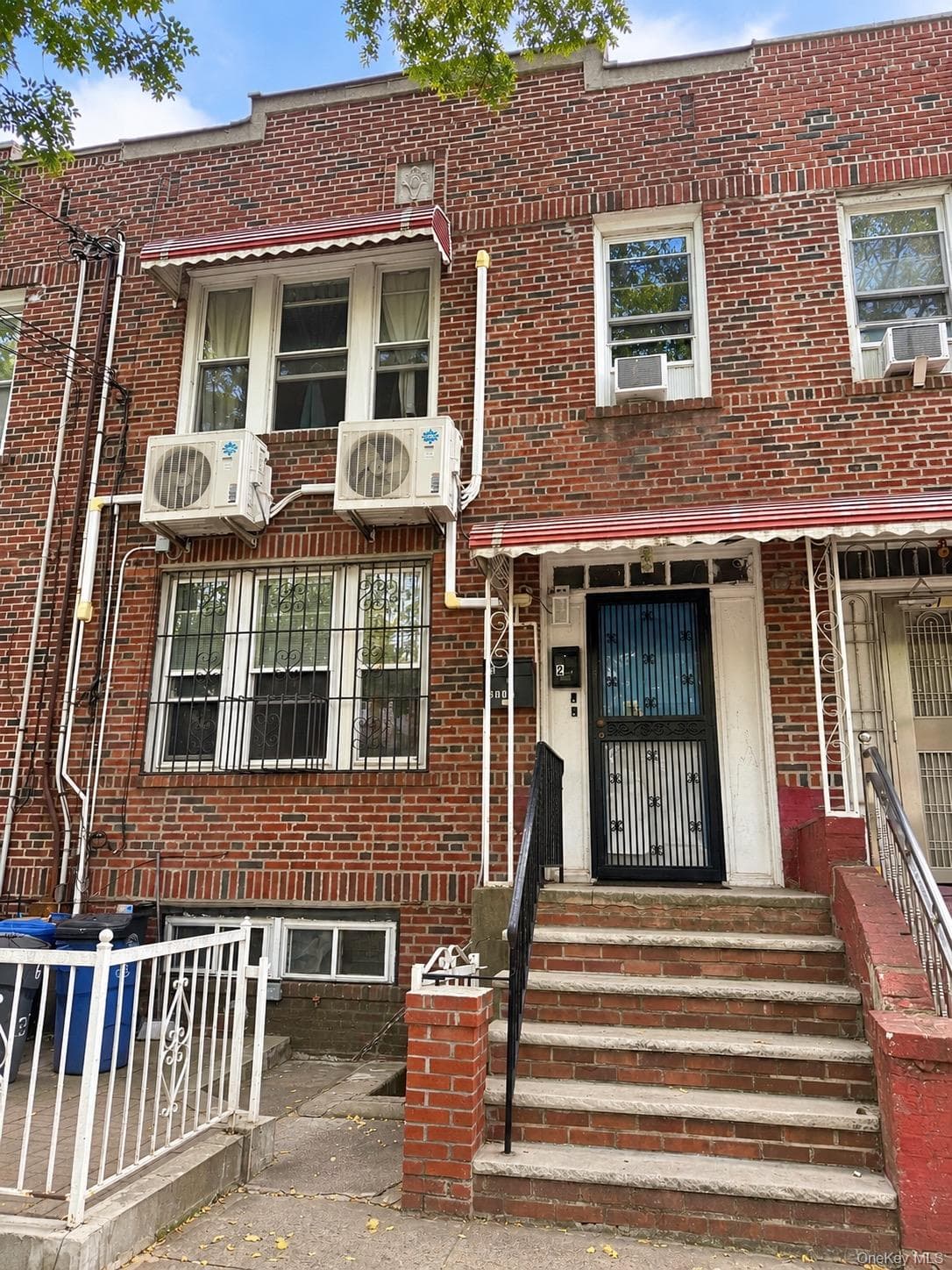 6112 37th Avenue, Woodside