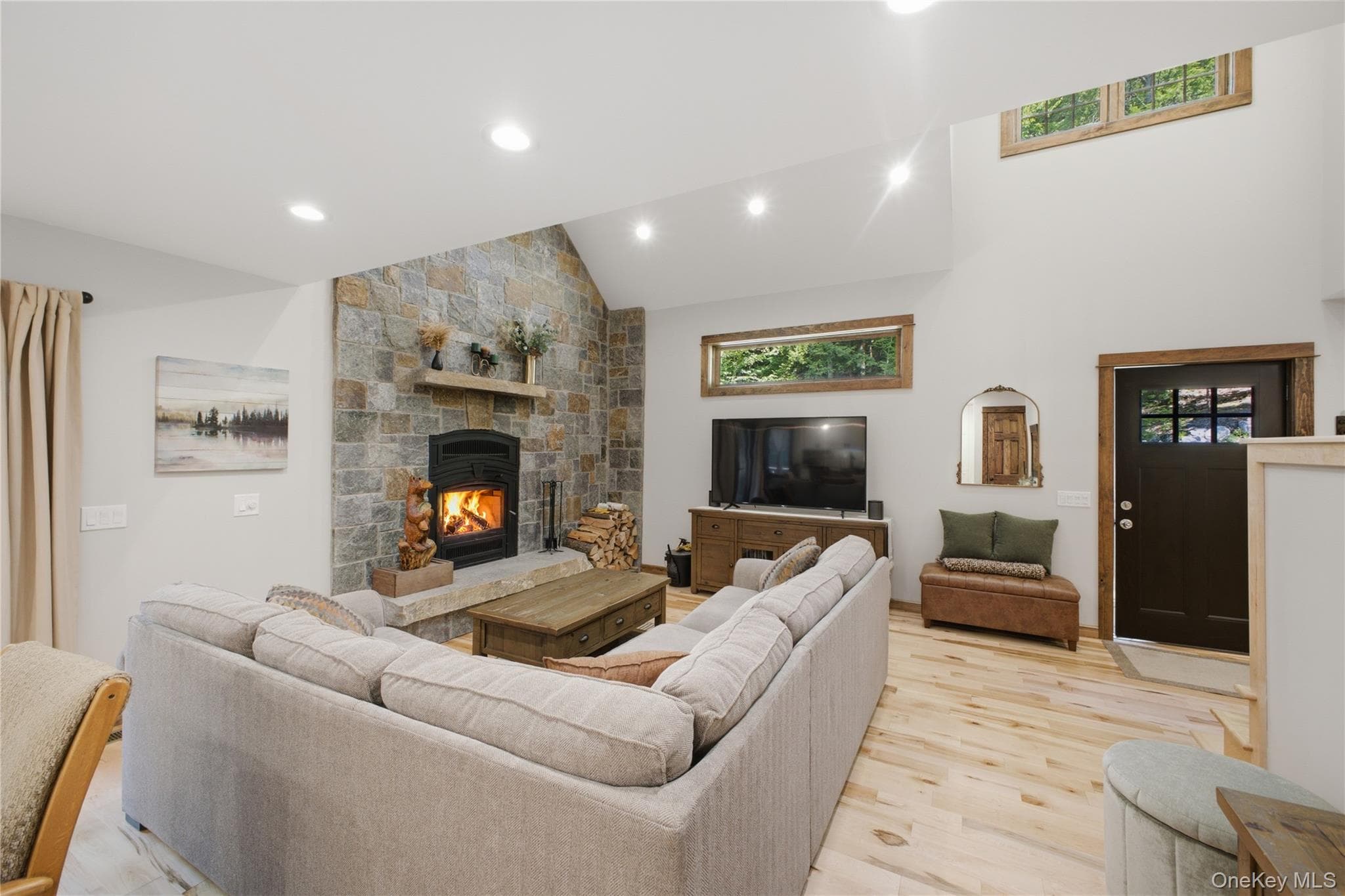 1179 Lake Avenue thumbnail 9