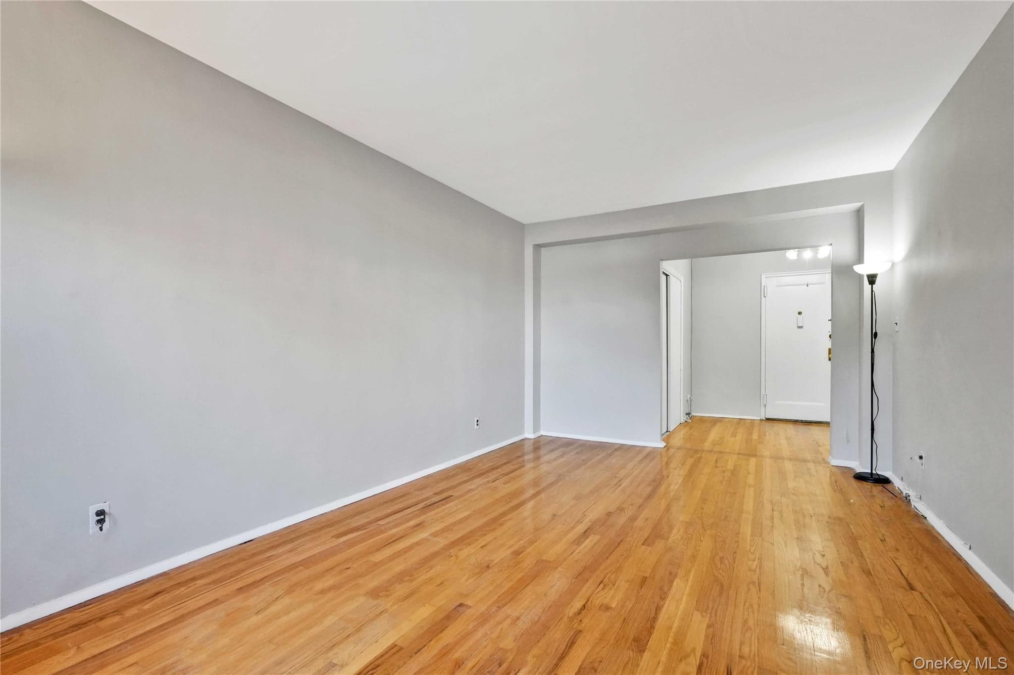 138-18 28th Road Unit: 2F thumbnail 4