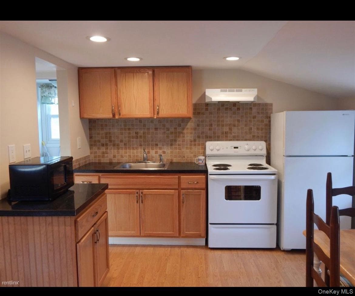 69 Cedar Avenue thumbnail 12