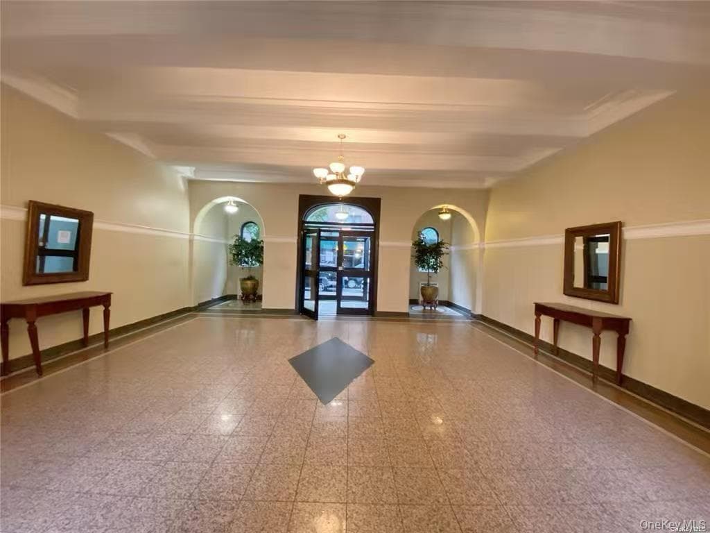 88-11 Elmhurst Avenue Unit: F11 thumbnail 2