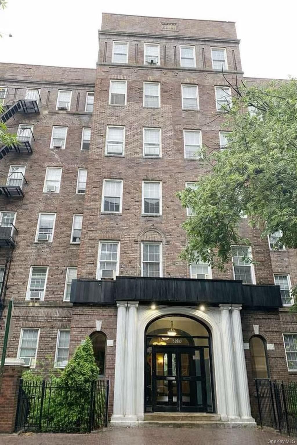 88-11 Elmhurst Avenue Unit: F11 photo 1