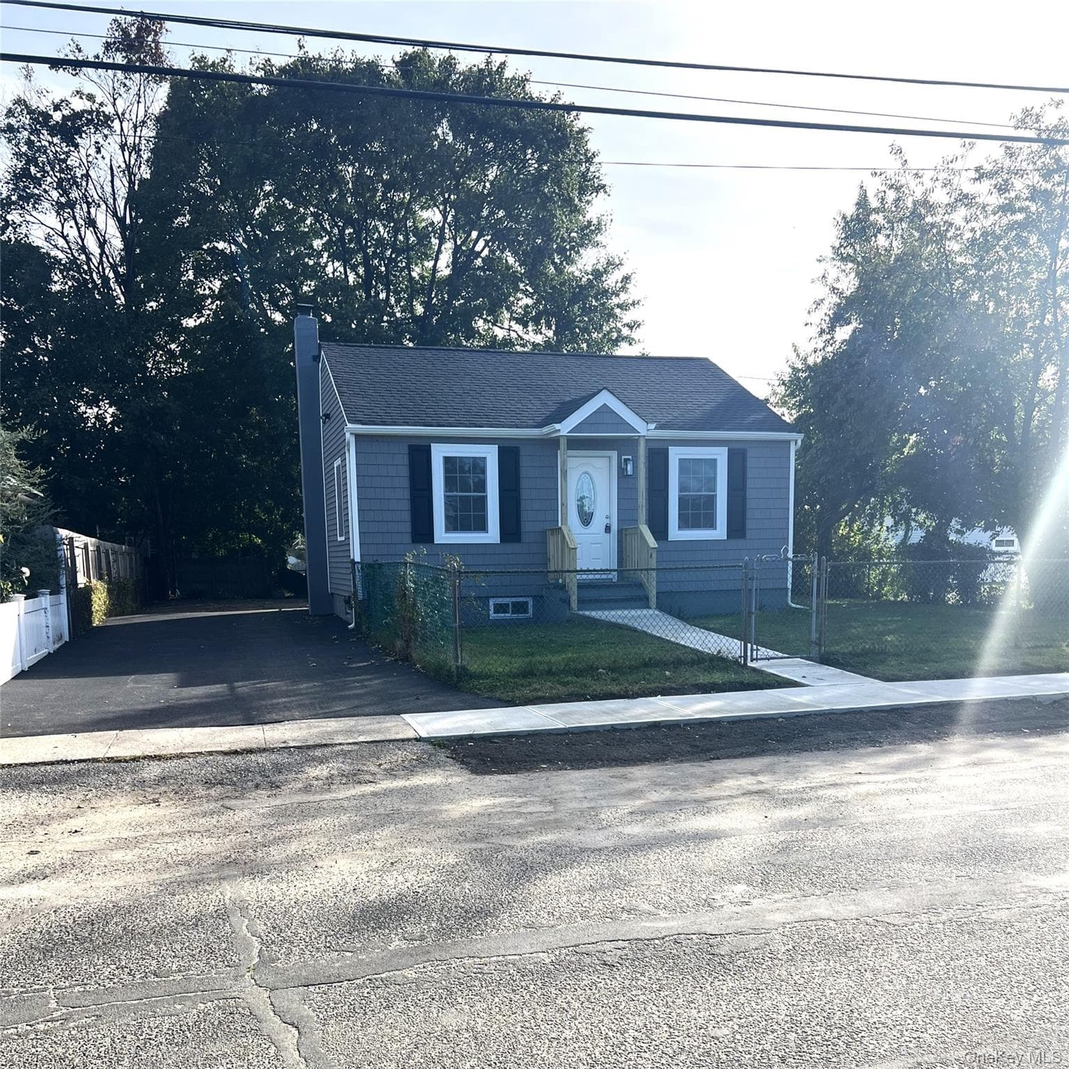 6 E Booker Avenue thumbnail 2