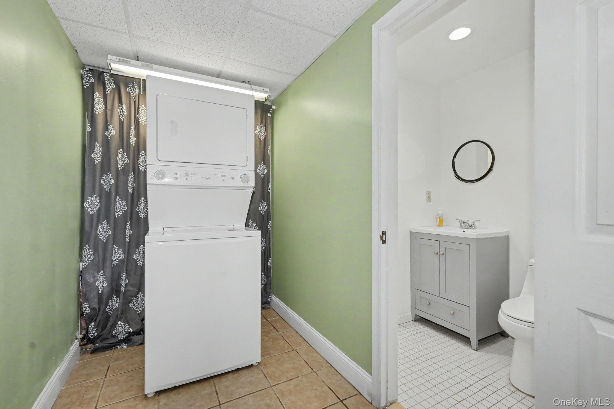 76 Eleanor Drive thumbnail 32