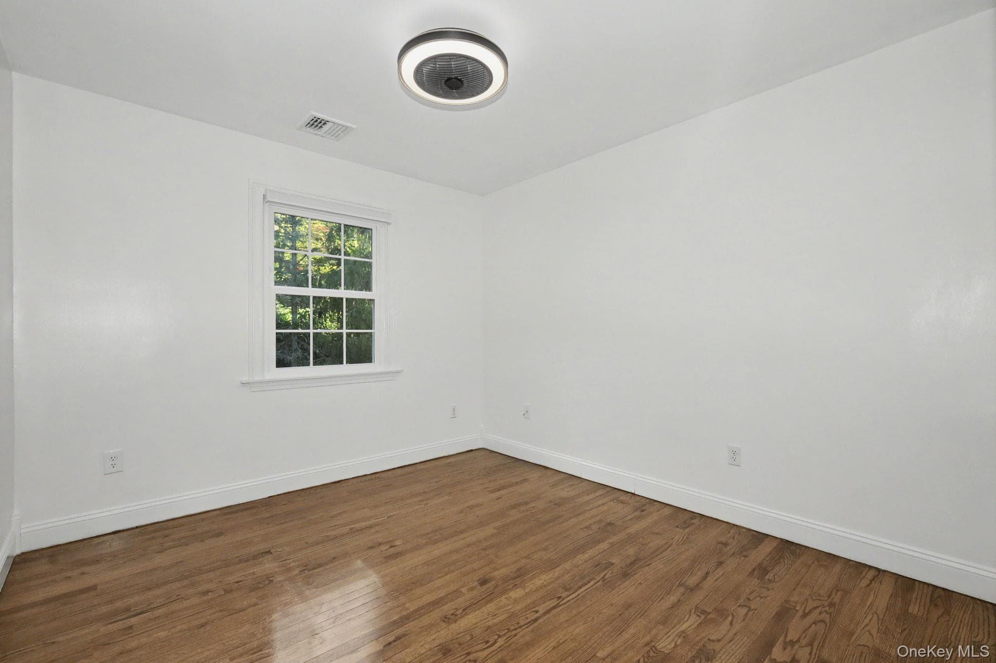 76 Eleanor Drive thumbnail 24