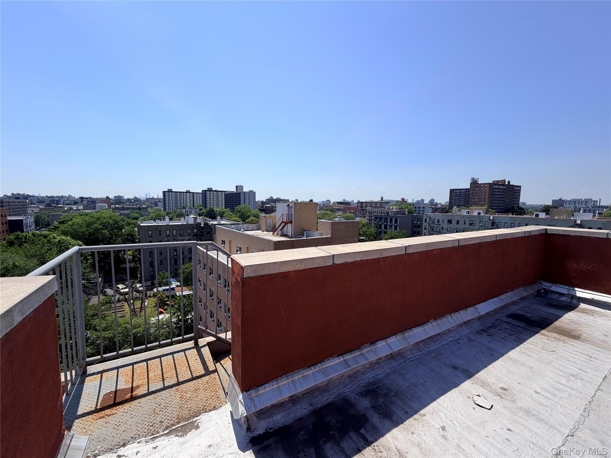772 E 182nd Street ST thumbnail 9