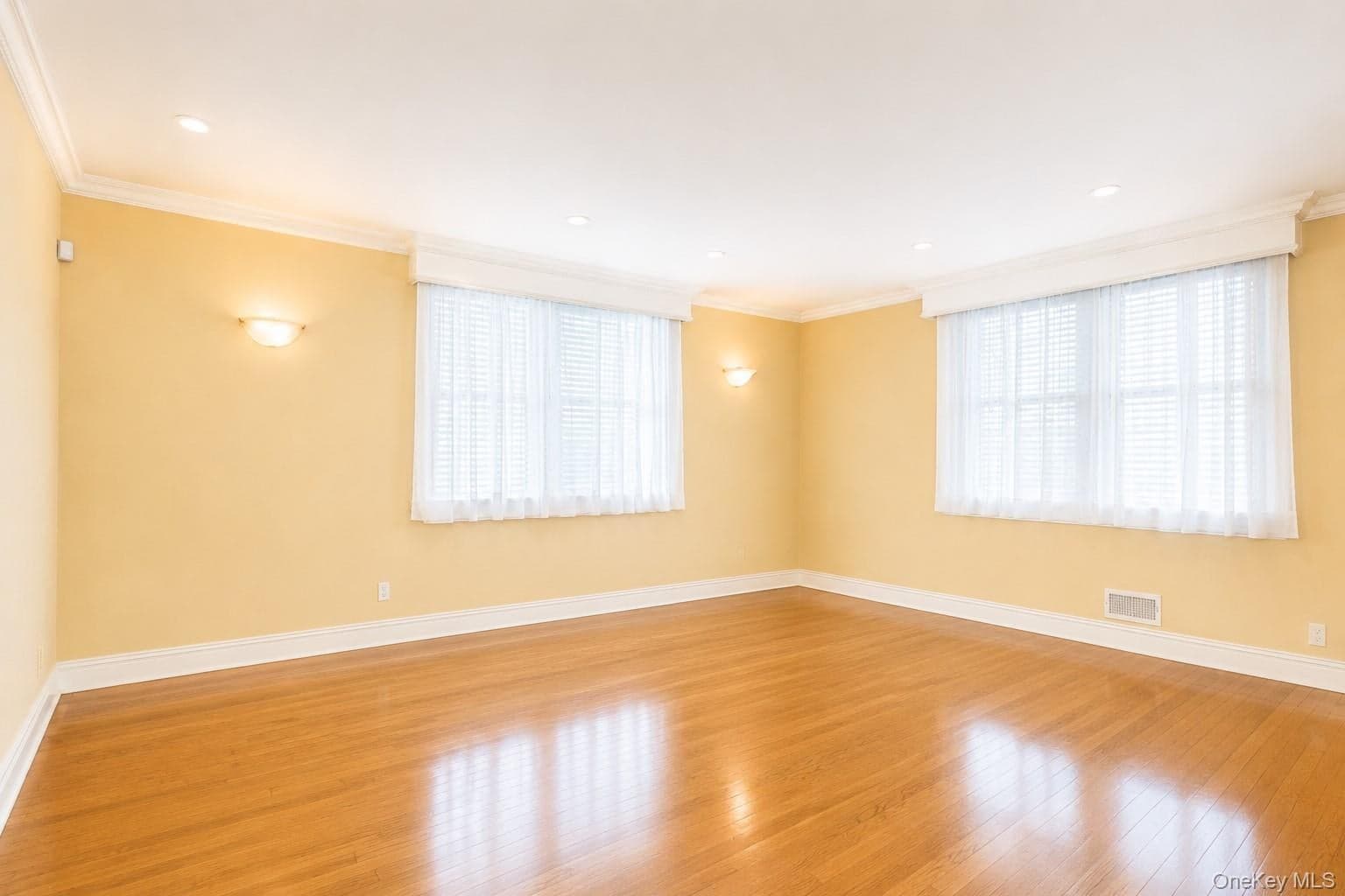 182-12 Horace Harding Expressway Expy Unit: 1K thumbnail 2