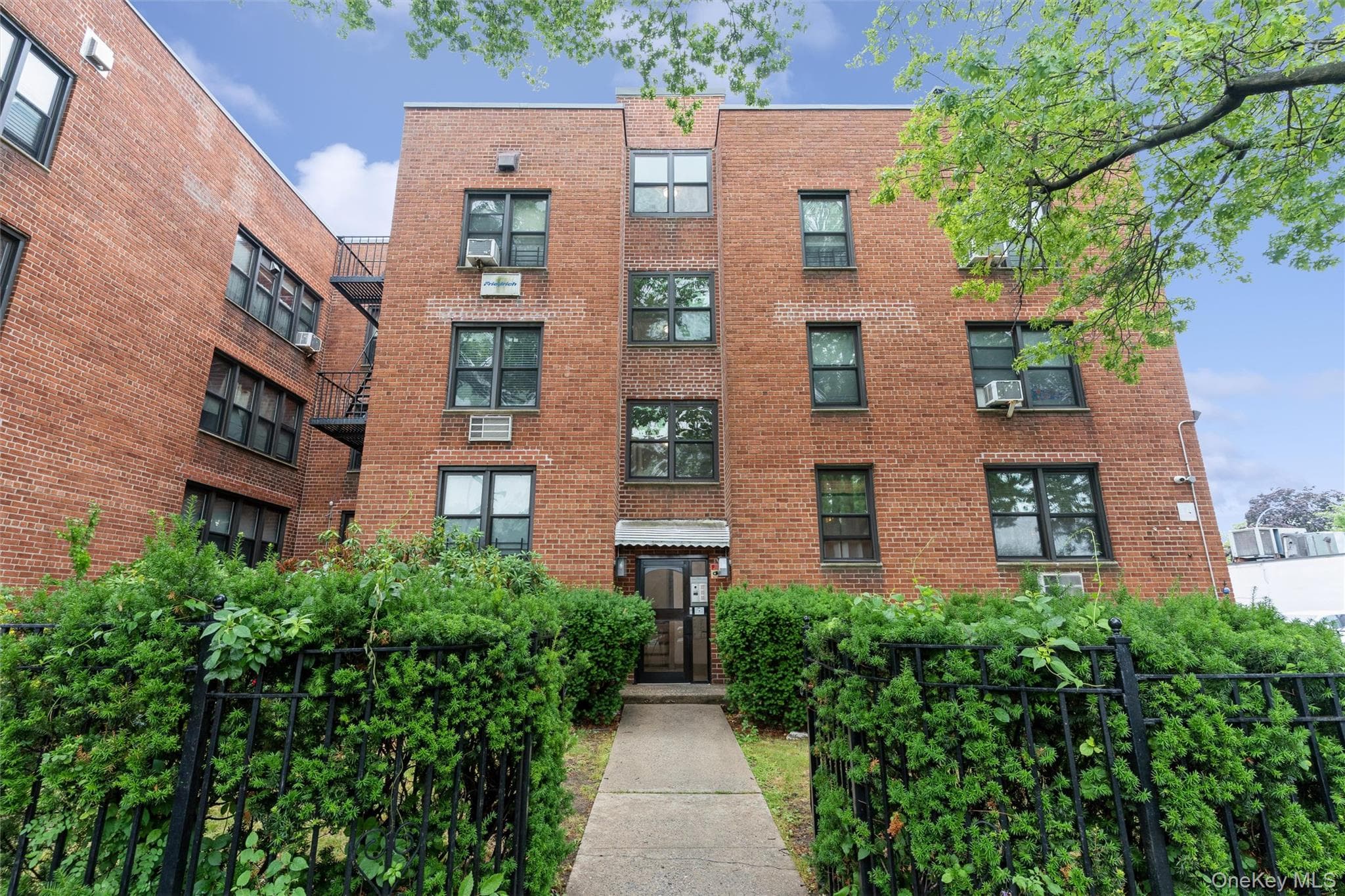 182-12 Horace Harding Expressway Expy Unit: 1K thumbnail 11