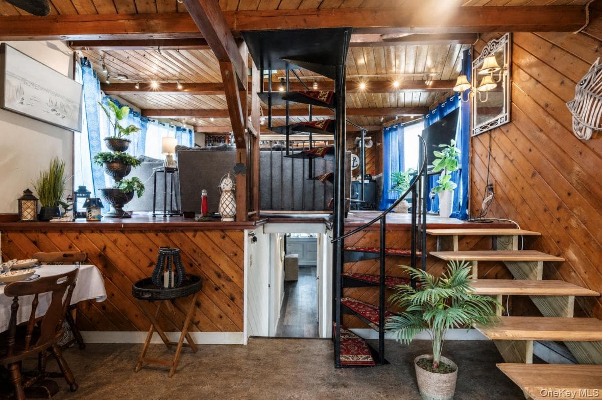 10 Matinecock Avenue Unit: Dock D thumbnail 13