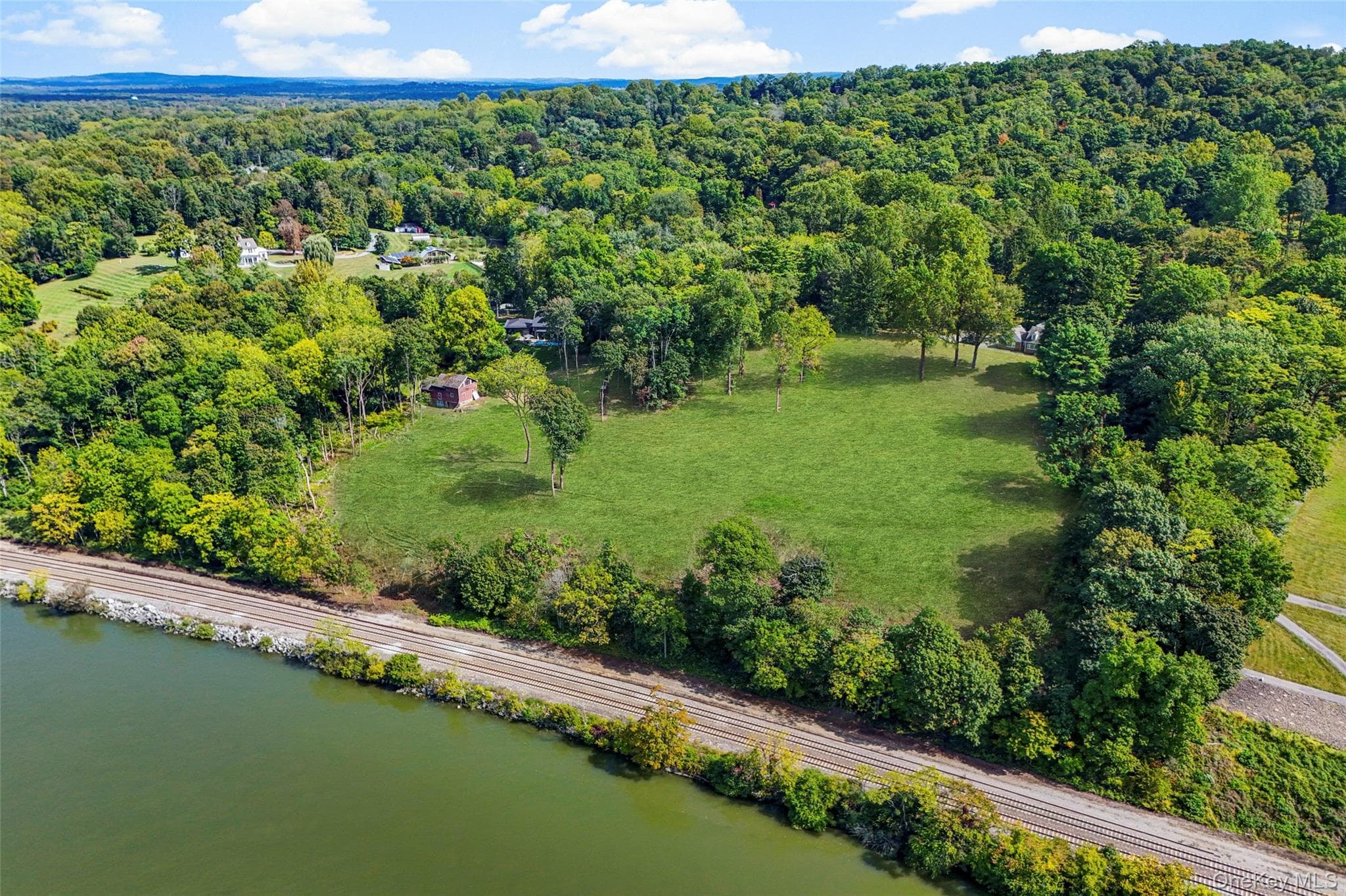 660 Wheeler Hill Road thumbnail 29