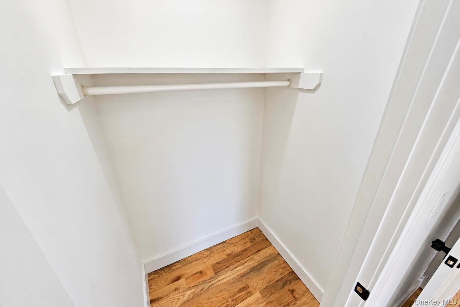 18 Sportsmans Avenue thumbnail 34