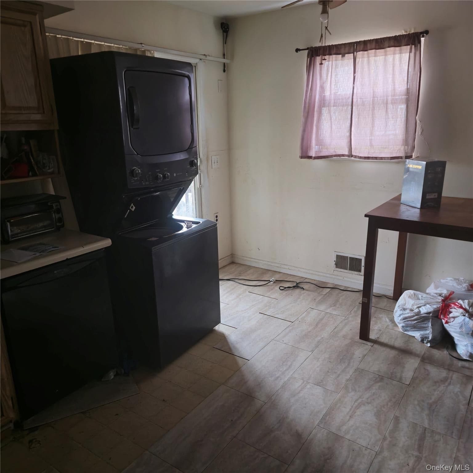73 Lonergan Drive thumbnail 12