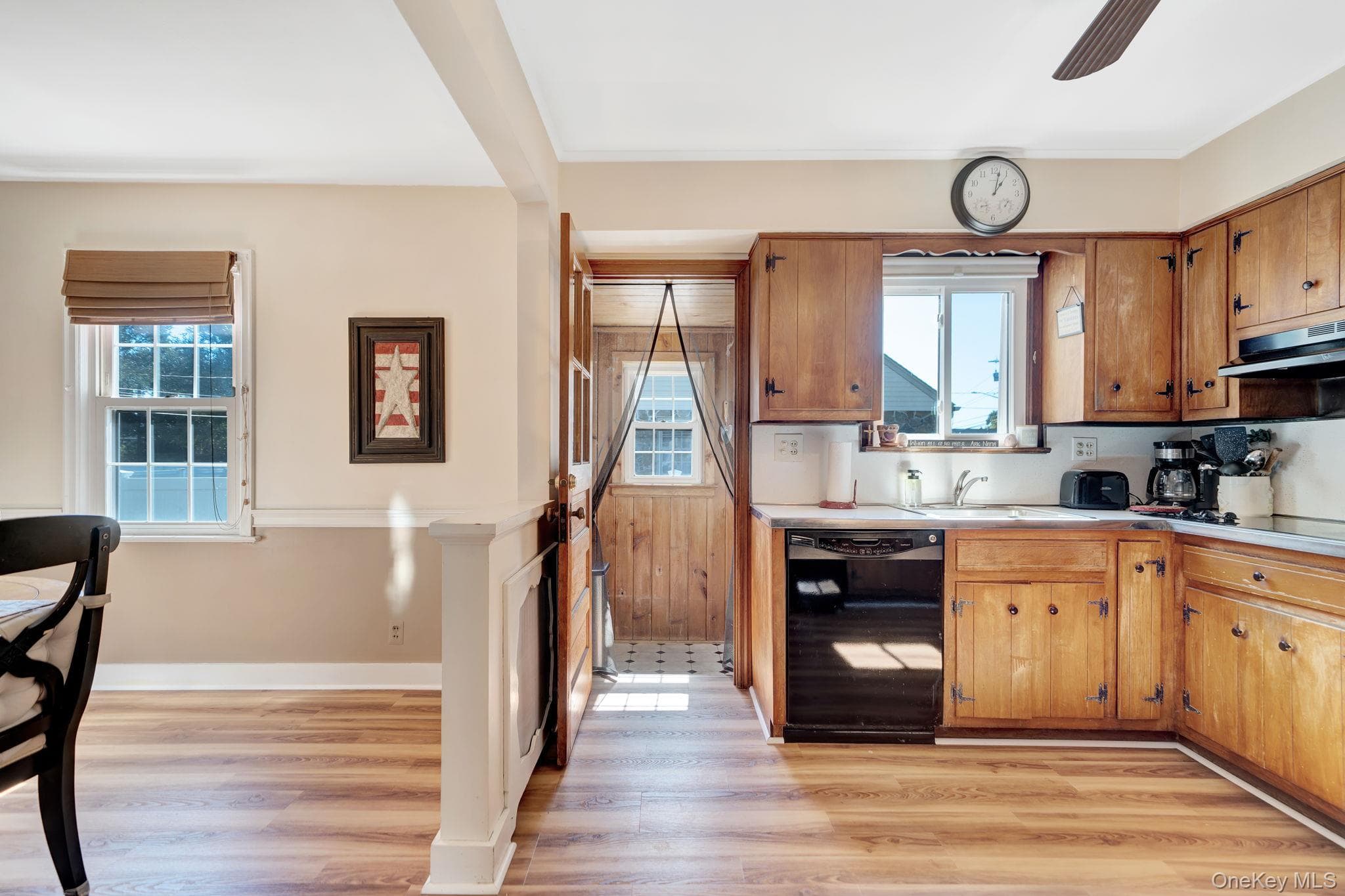 1843 Beech Street thumbnail 16