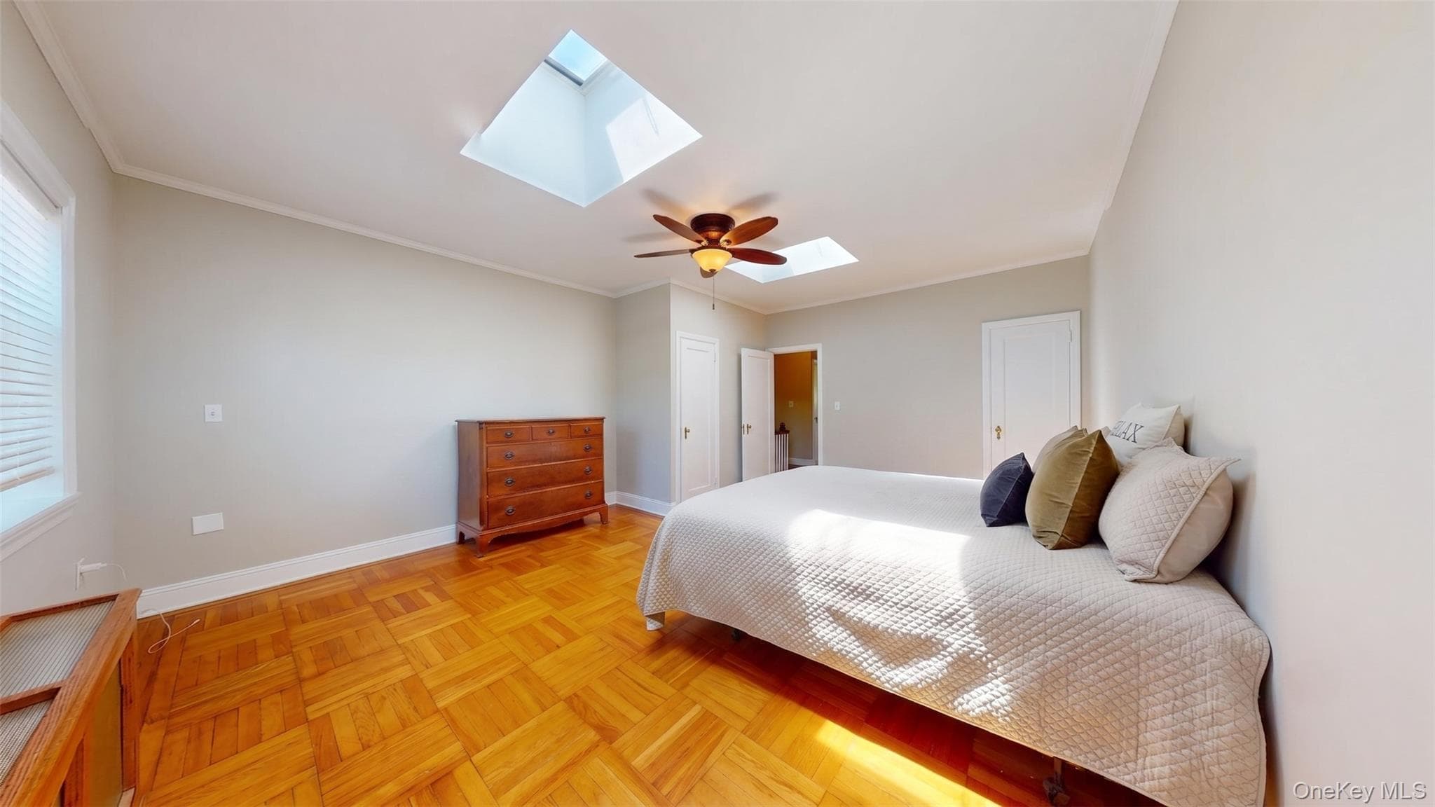 2042 Gerritsen Avenue thumbnail 16