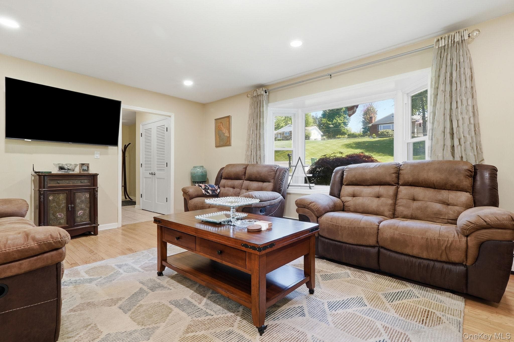 29 Hillview Drive thumbnail 5