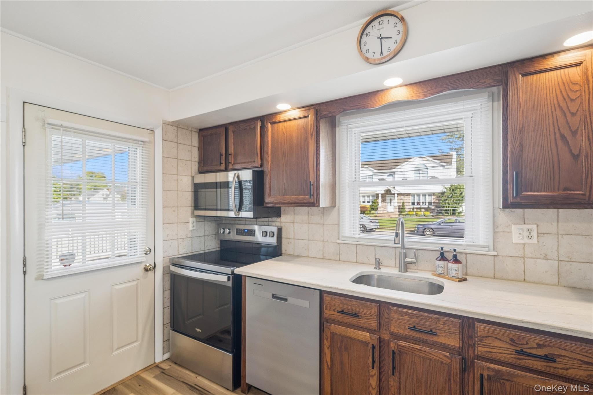 532 Alwick Avenue thumbnail 21