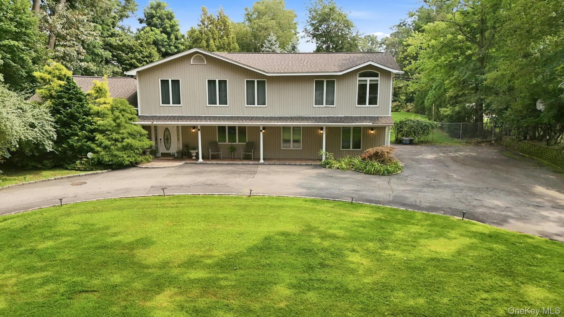 11 Soundview Drive thumbnail 3