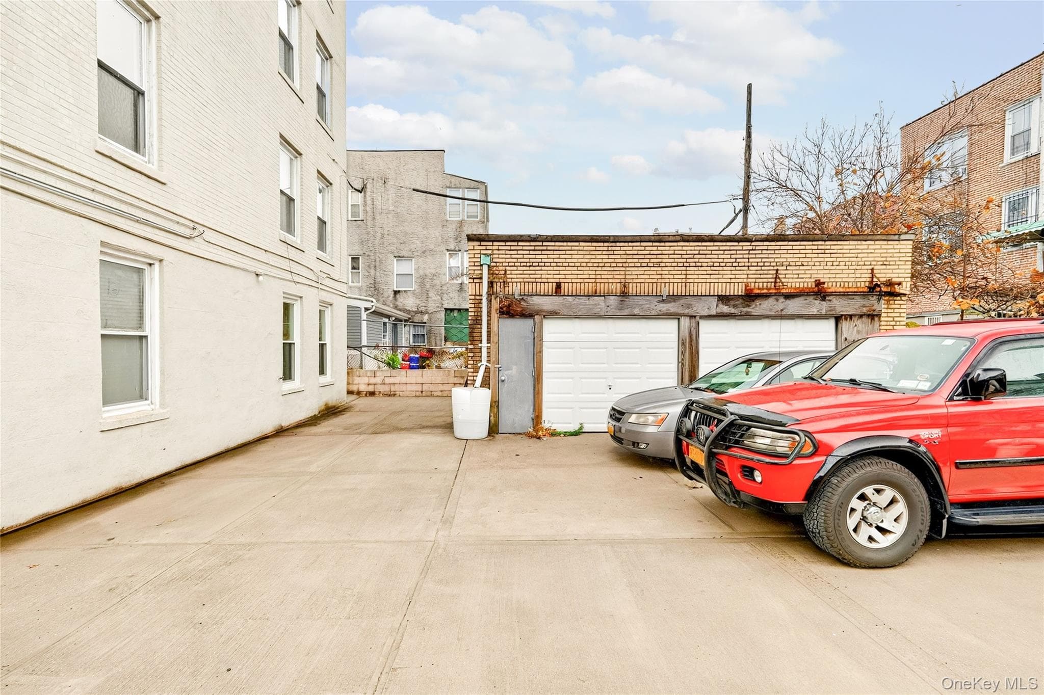 759 E 221st Street thumbnail 43