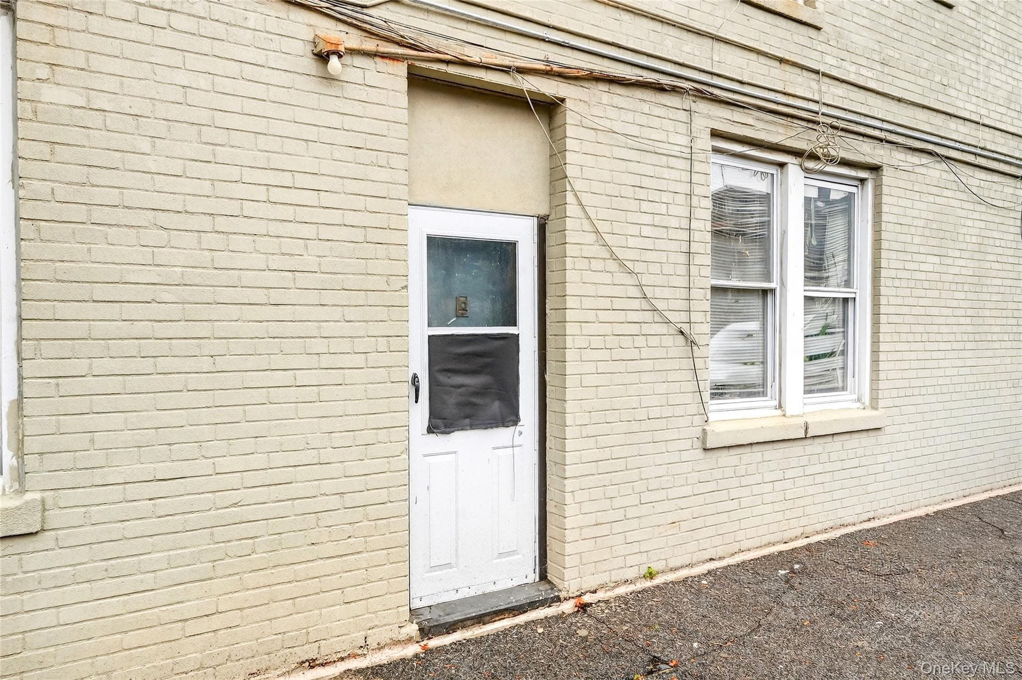 759 E 221st Street thumbnail 39