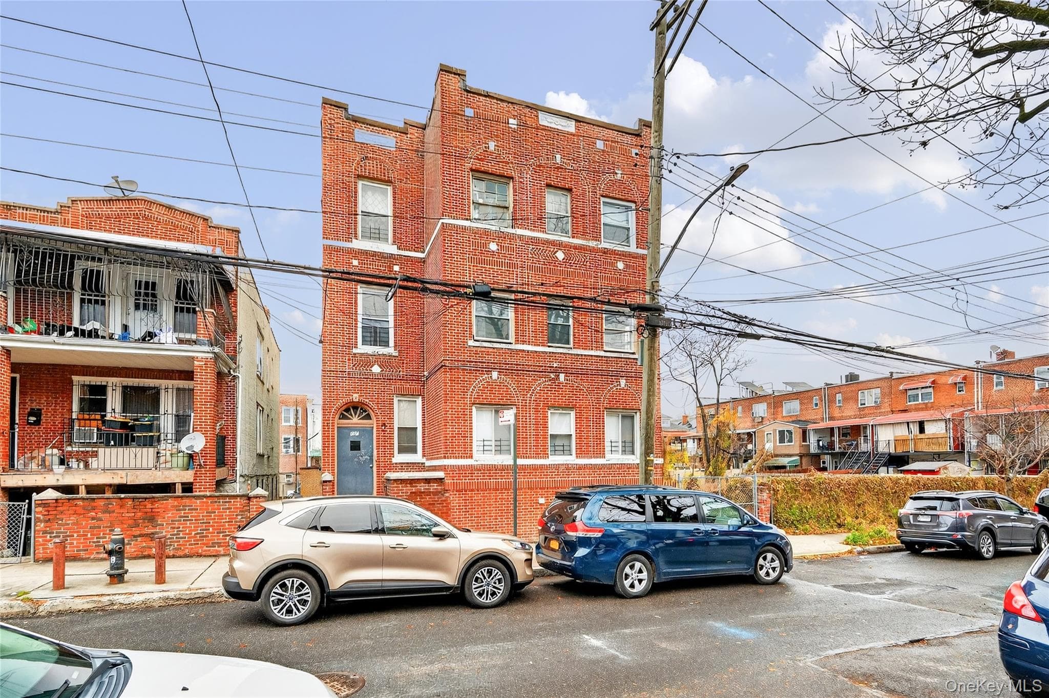 759 E 221st Street thumbnail 2