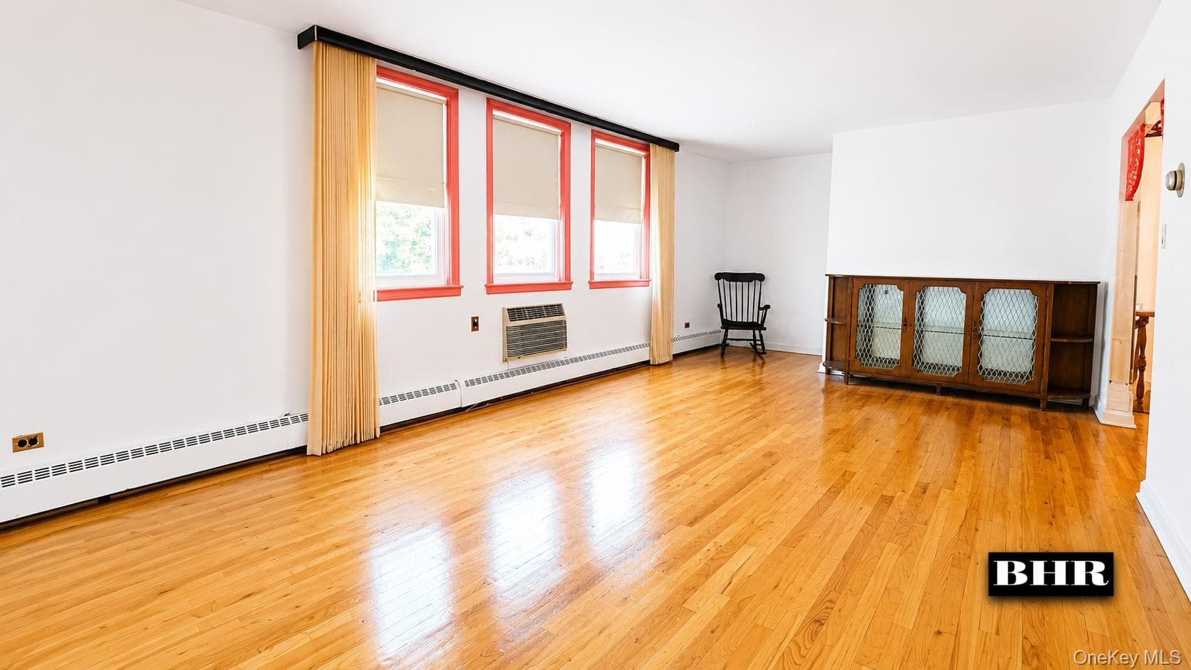 2010 E 57th Street Unit: 89B thumbnail 2