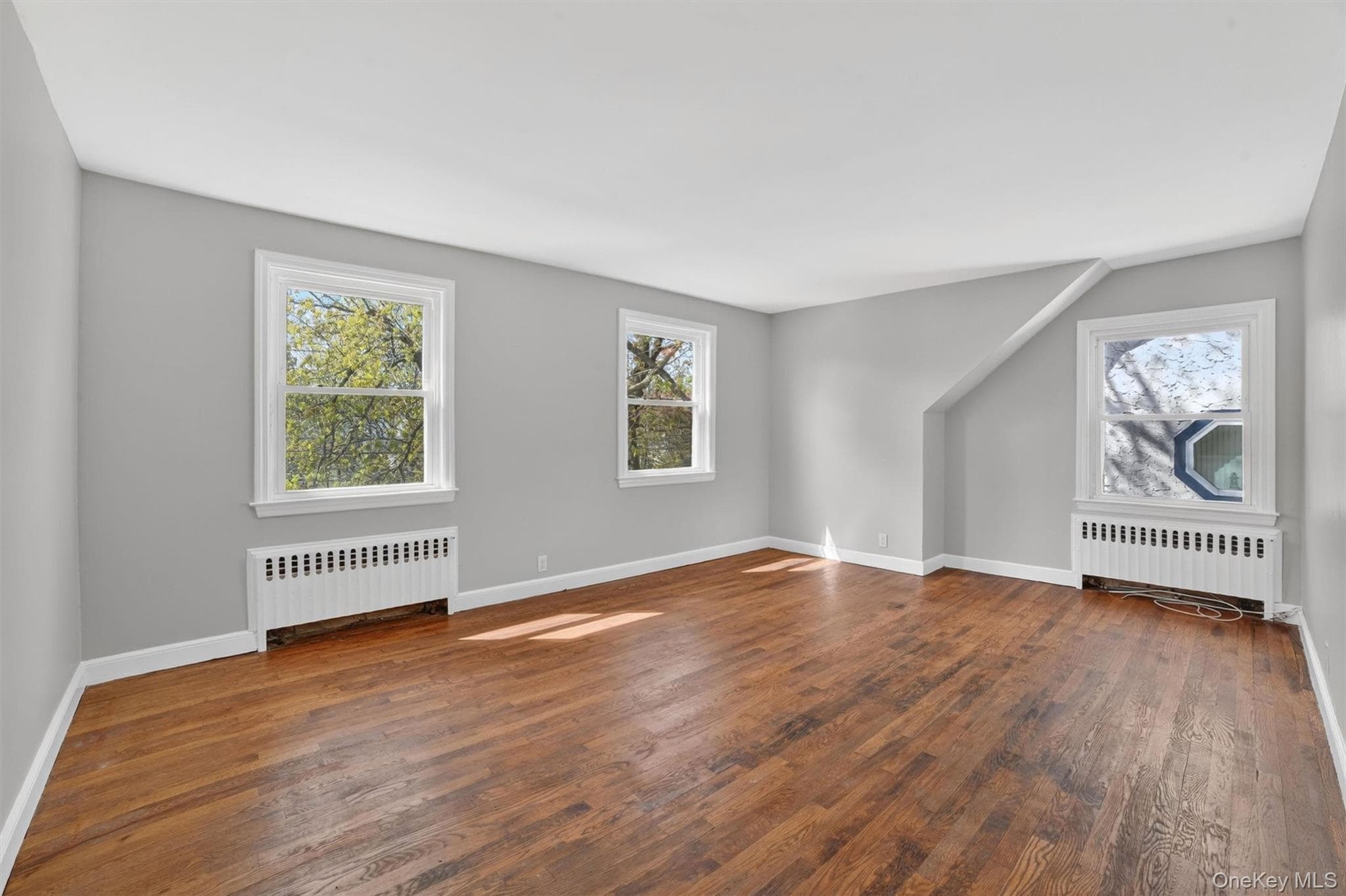 903 Howard Avenue thumbnail 23