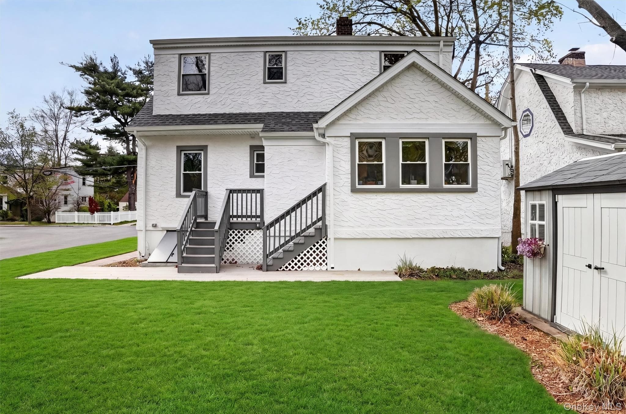 903 Howard Avenue thumbnail 33