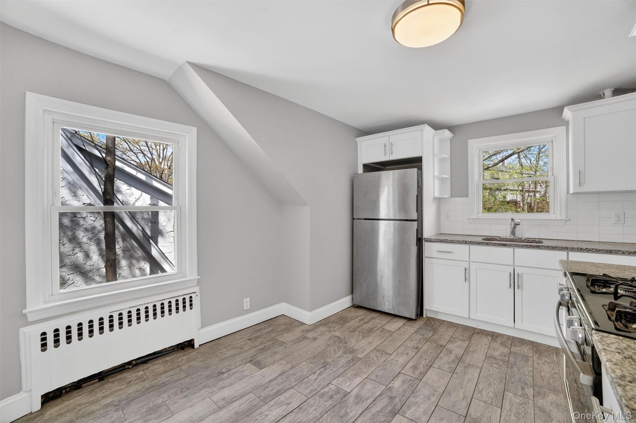 903 Howard Avenue thumbnail 26