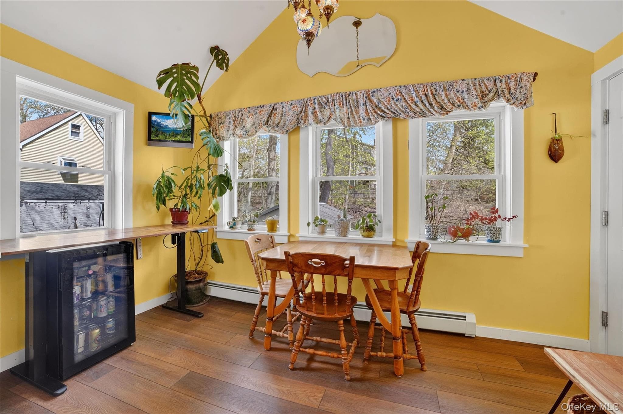 903 Howard Avenue thumbnail 10