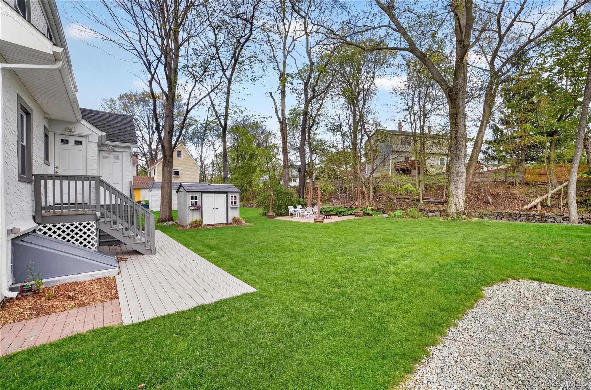 903 Howard Avenue thumbnail 34