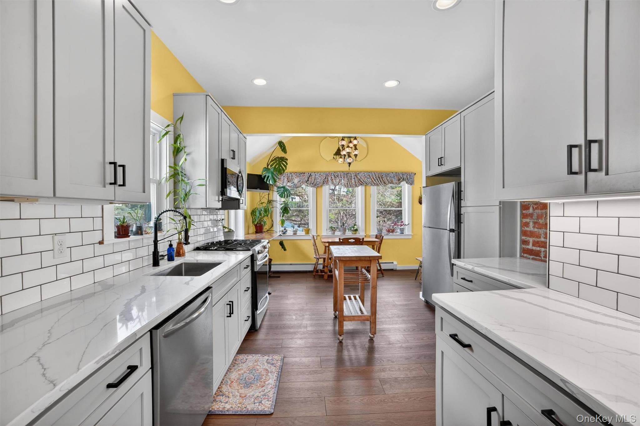 903 Howard Avenue thumbnail 7