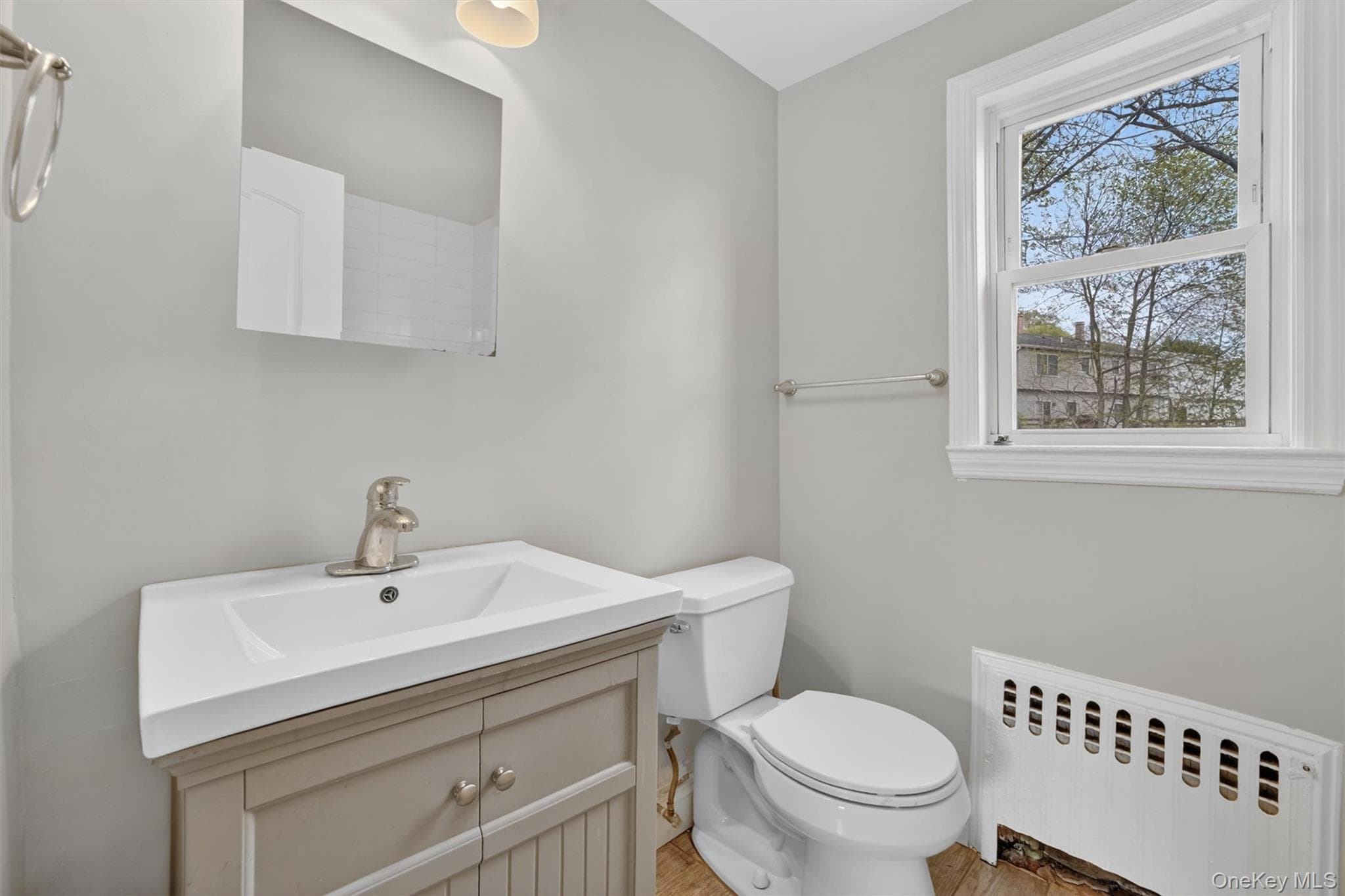 903 Howard Avenue thumbnail 30