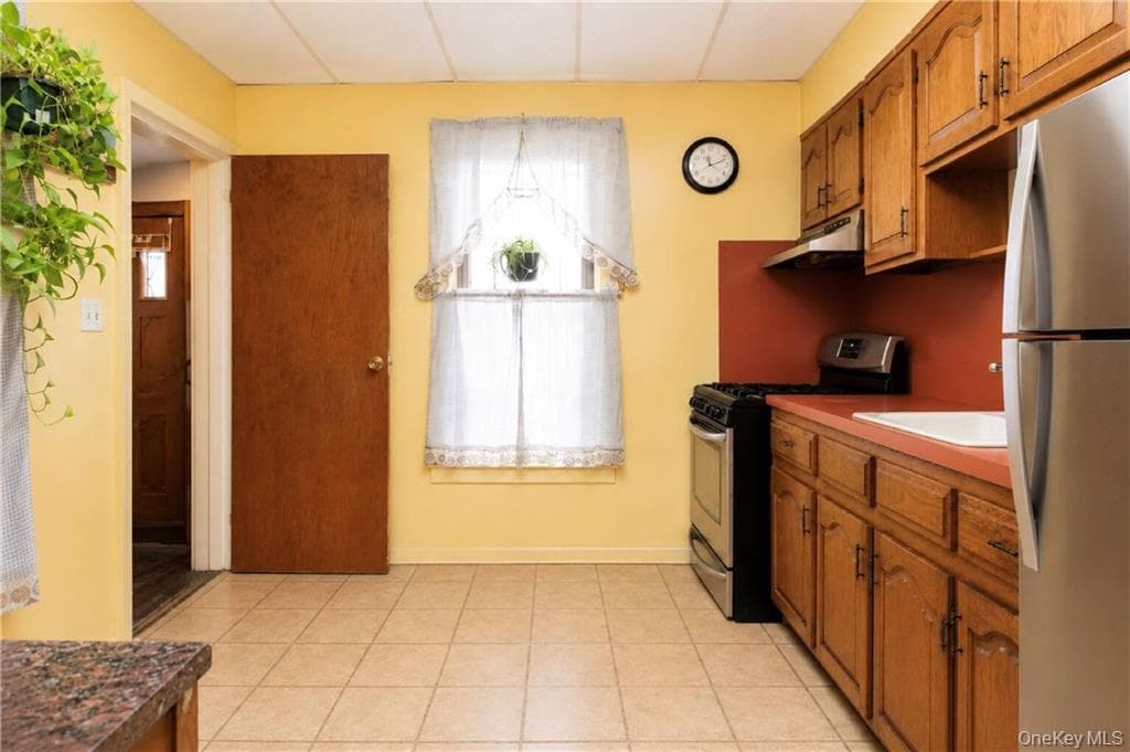 123 Milford Street thumbnail 8
