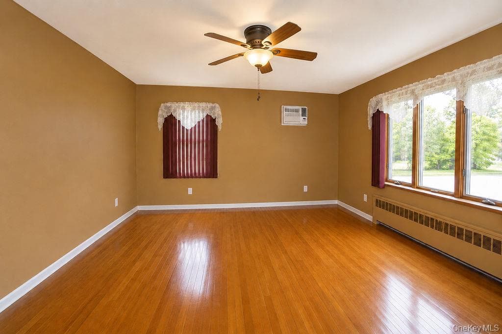 44 Sunset Avenue thumbnail 19