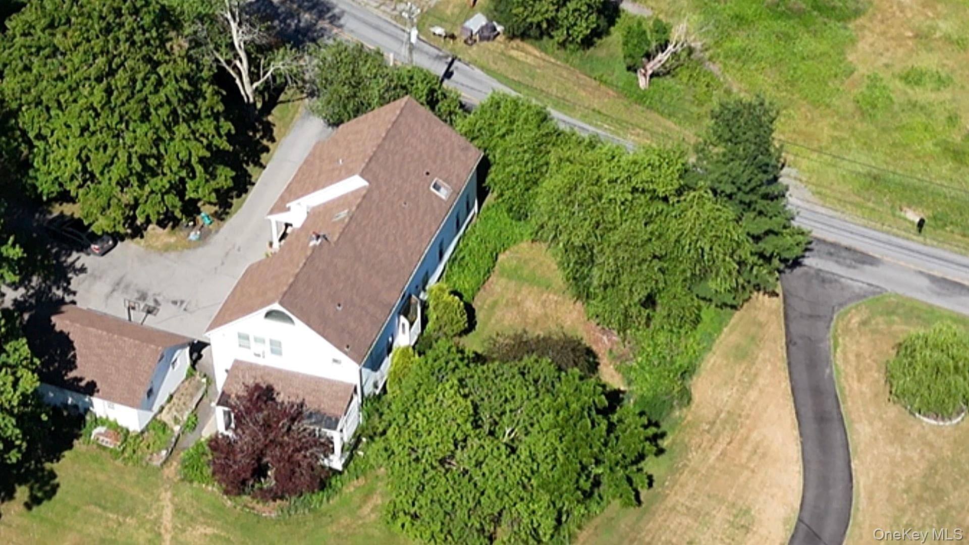 487 Black Meadow Road thumbnail 48