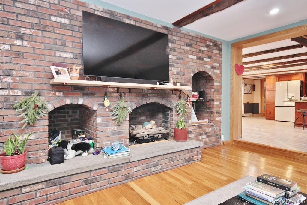 487 Black Meadow Road thumbnail 25