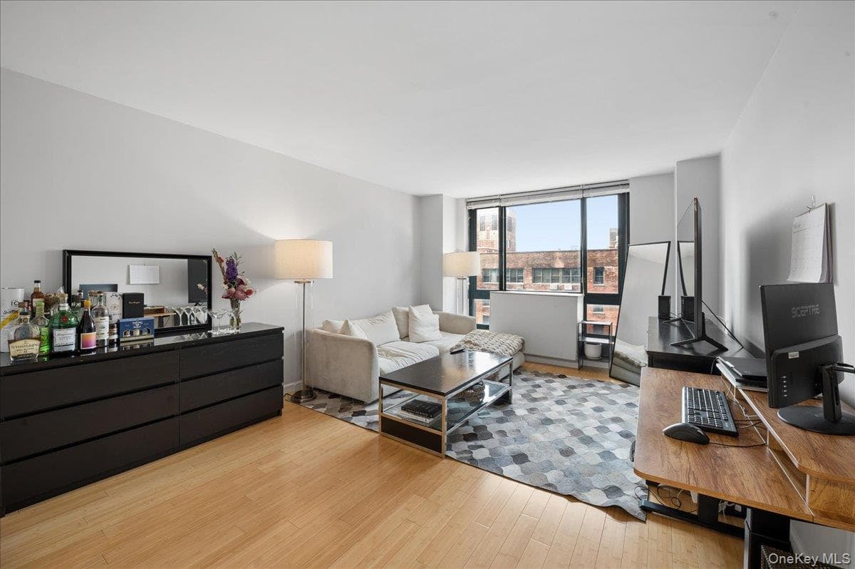 1 Irving Place Unit: U16E thumbnail 14