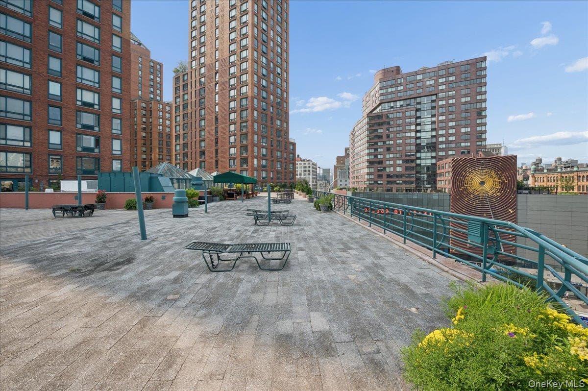 1 Irving Place Unit: U16E thumbnail 26