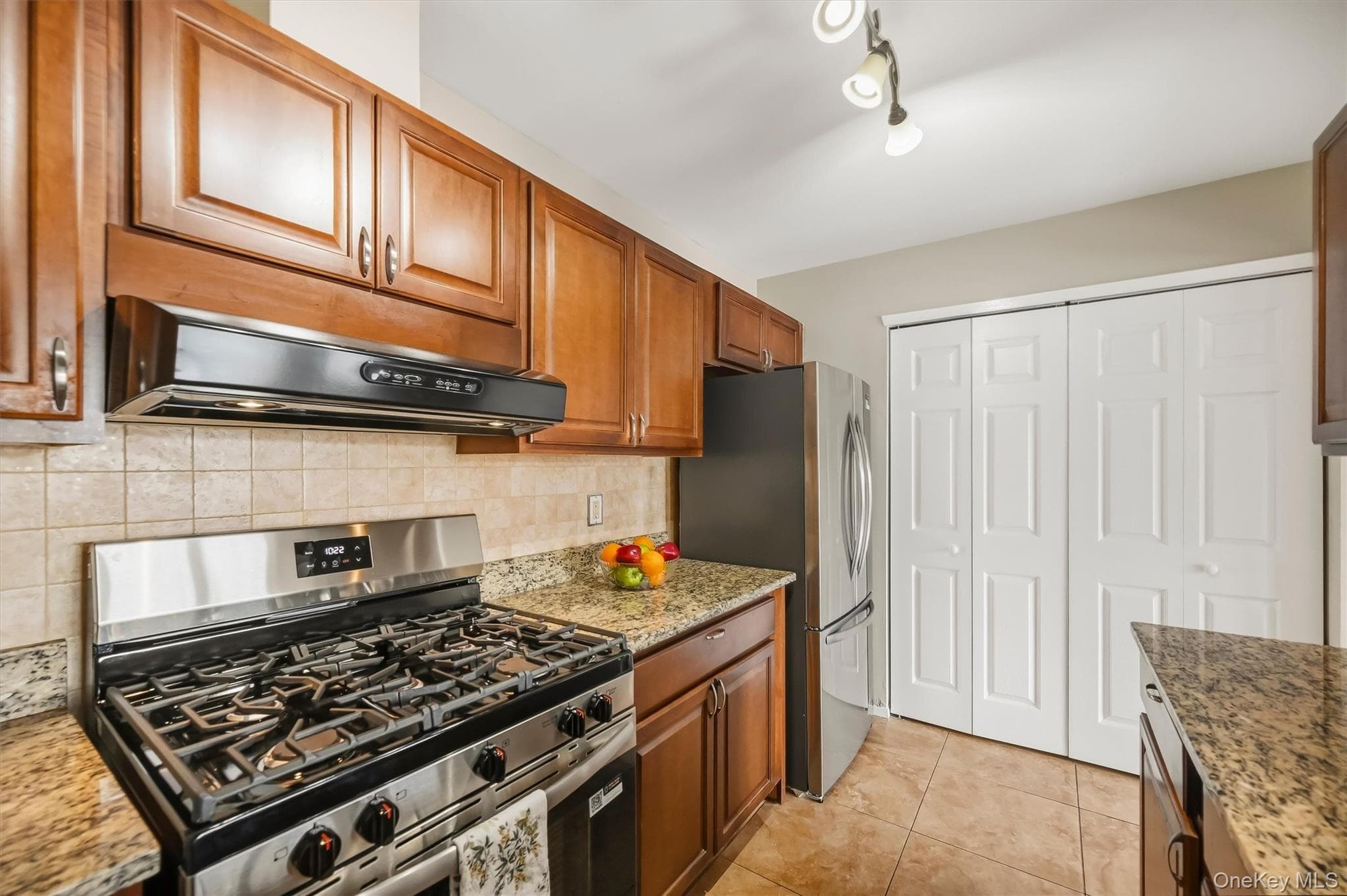 143 Deer Ct Drive thumbnail 11