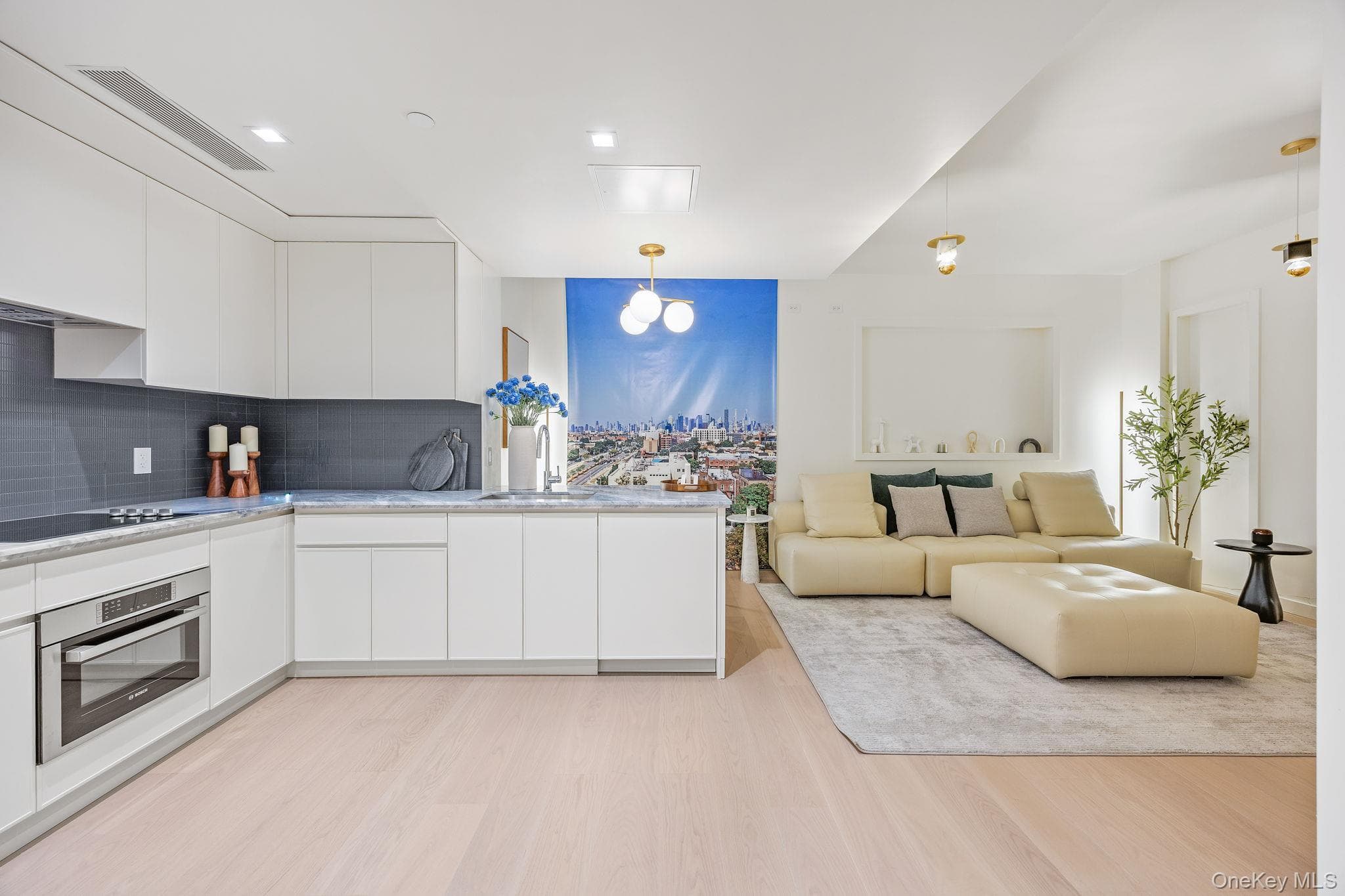 58-01 Queens Boulevard Unit: 5M thumbnail 2