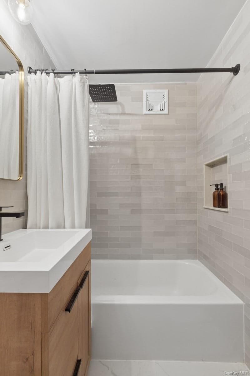 94-11 59th Avenue Unit: D9 thumbnail 5
