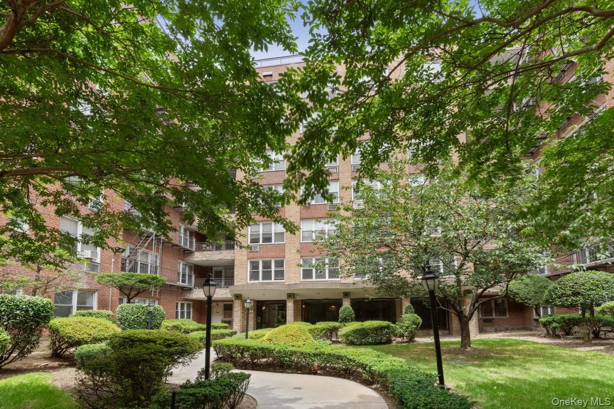 94-11 59th Avenue Unit: D9 thumbnail 12