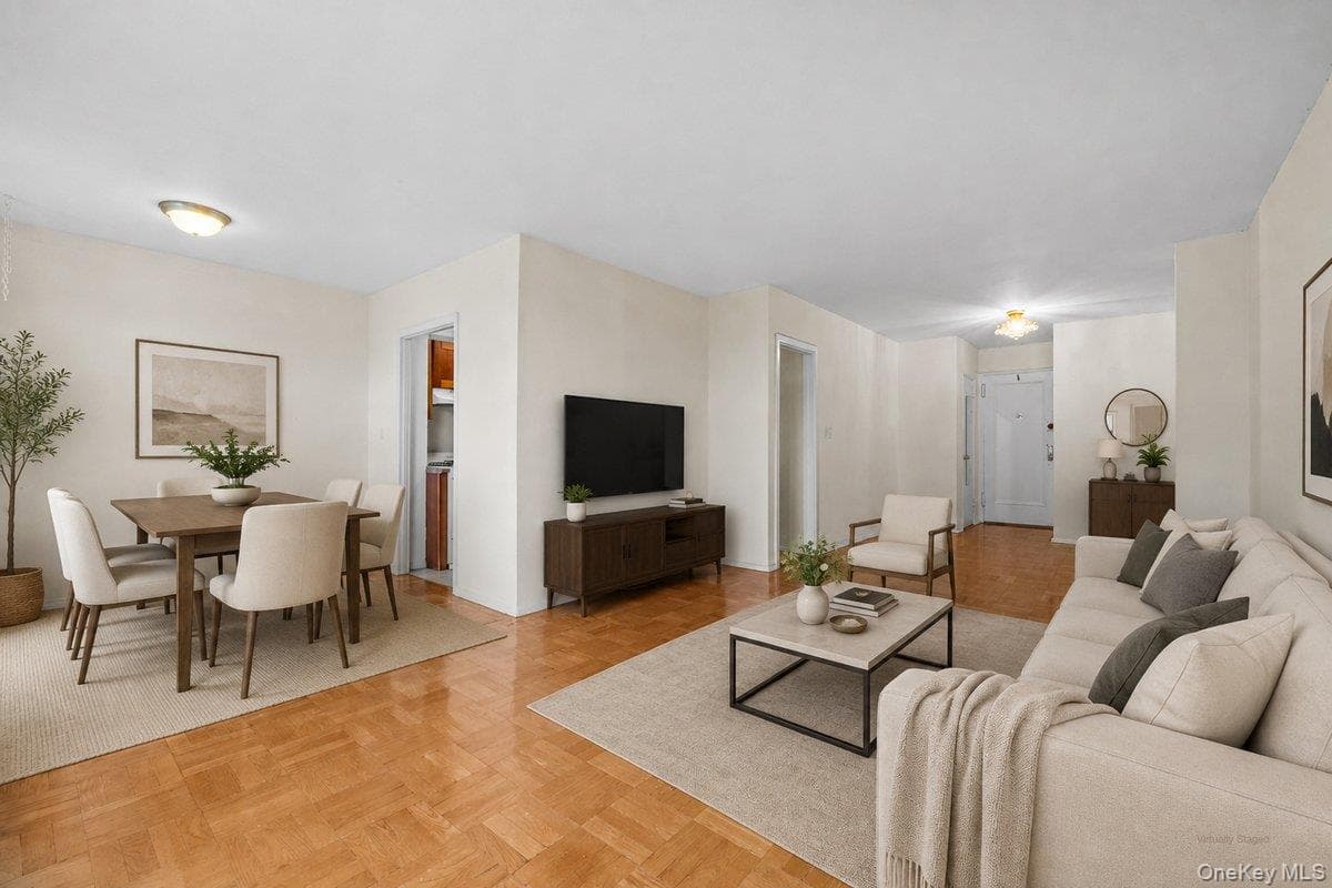 735 Kappock Street Unit: 7B, Bronx
