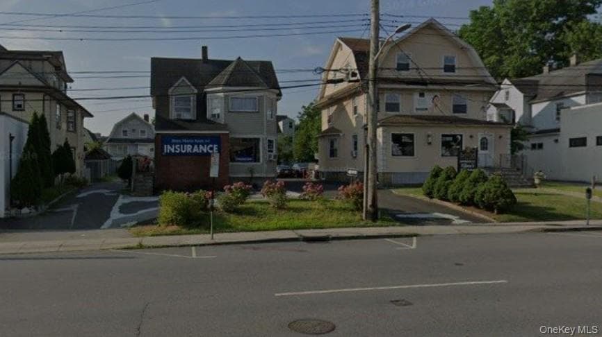 221 Central Avenue, White Plains