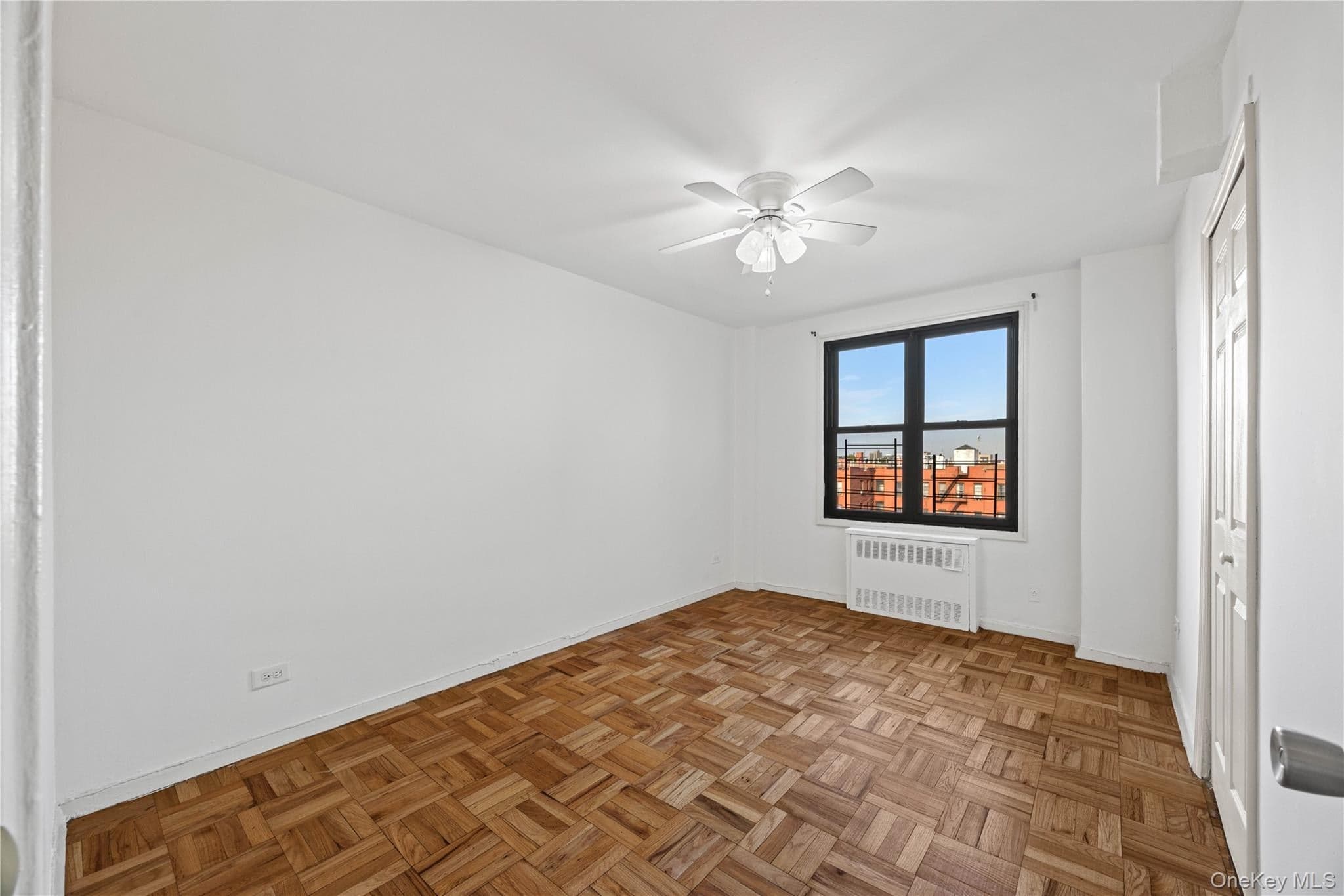 2835 Webb Avenue Unit: 9E thumbnail 23